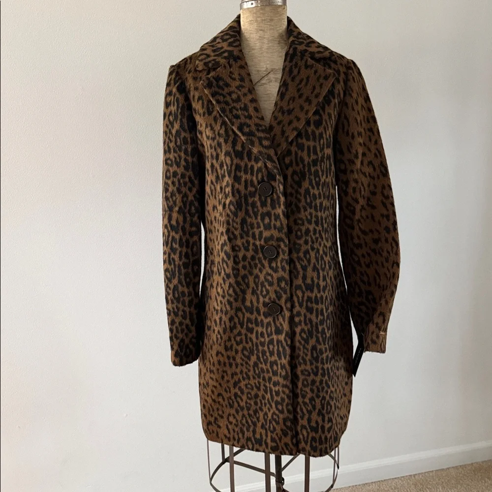 Tahari -Long Sleeve Notch Collar Button Down Dk Brown Leopard Print Long Coat - Picture 1 of 10